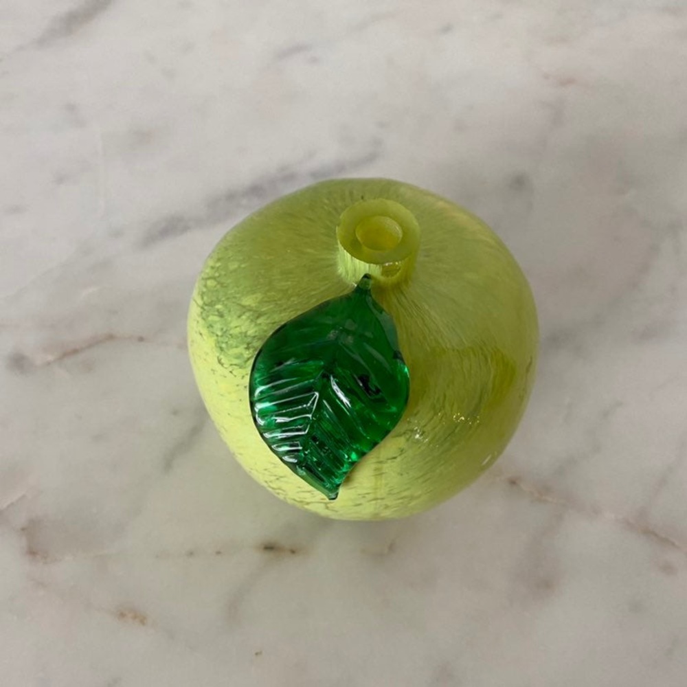 Art Glass Green Apple Hand Blown The Glass Eye Seattle Home Decor - Picture 4 of 7